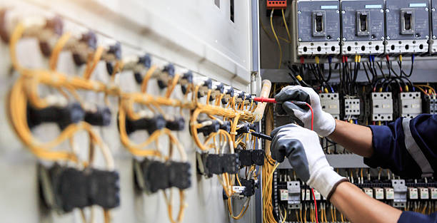Professional Electrician technician working in Springfield, NJ